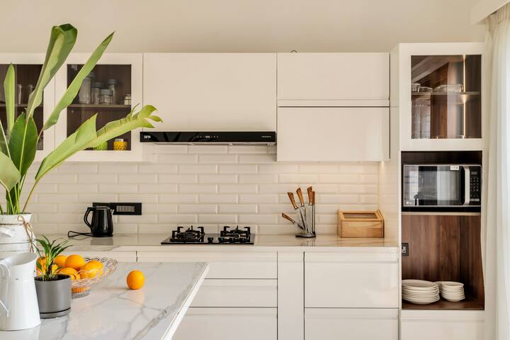 Full kitchen image 3