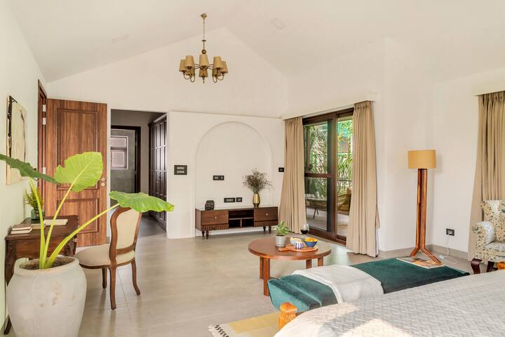 Bedroom 1 image 2