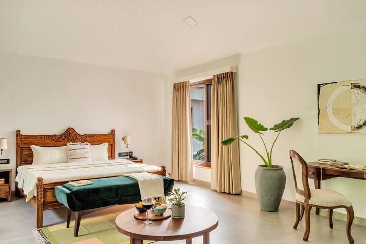 Bedroom 1 image 3