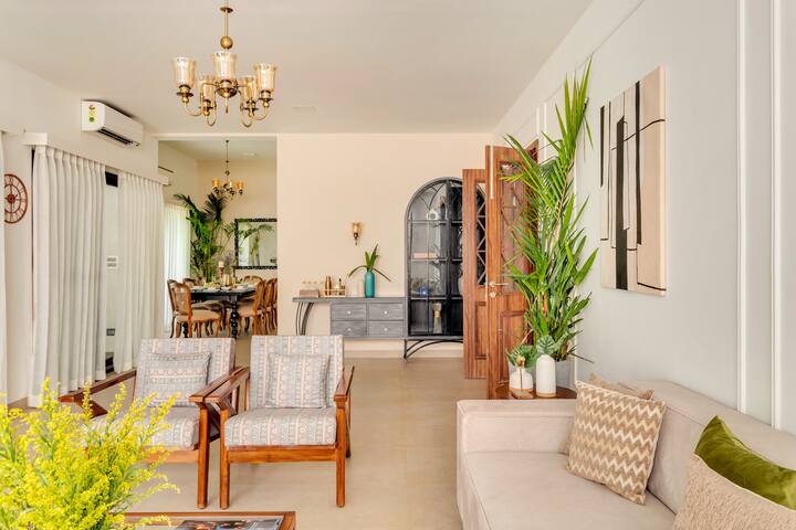Living room image 3