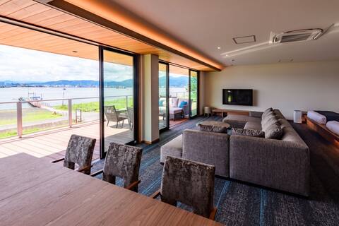 【Ocean and Sunset View 】 Suite Room /5 ppl