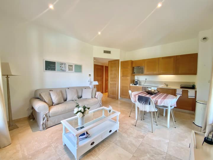 Appartement Avec Vue Et Piscine - La Croix-Valmer