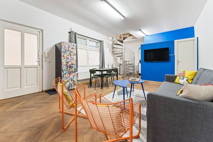 Maisonette, Kreuzberg, Oranienkiez, 9 Personen