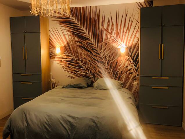 Maison arborée piscine gallery image 5