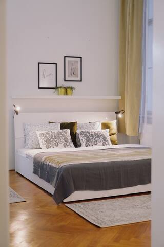 NEW! Mucha 3BDR Flat in HEART of the City Center gallery image 5