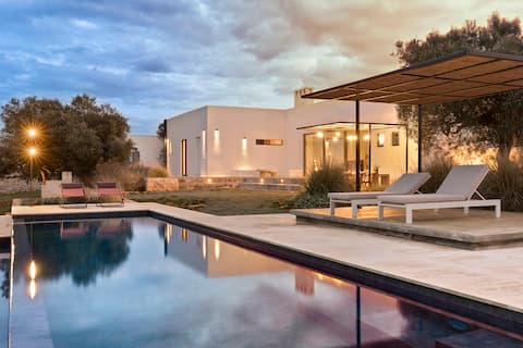 Amuree luxury villa seaview heated infinity pool