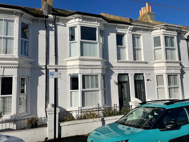2 large bedrooms in spacious home in central Hove Houses for Rent in Brighton and Hove