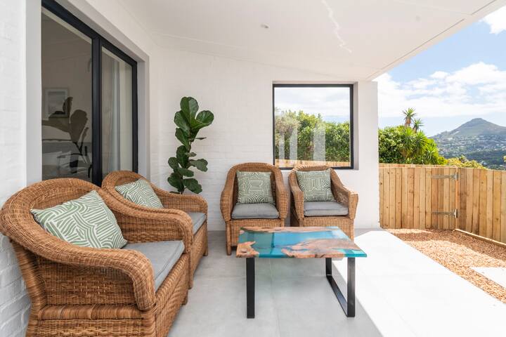 Mountain View Cottage Hout Bay gallery image 2