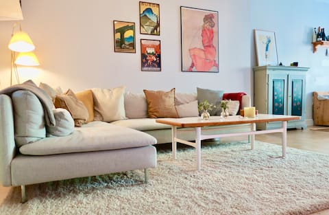 Top Airbnb: Large apartment in central Malmö in Norr
