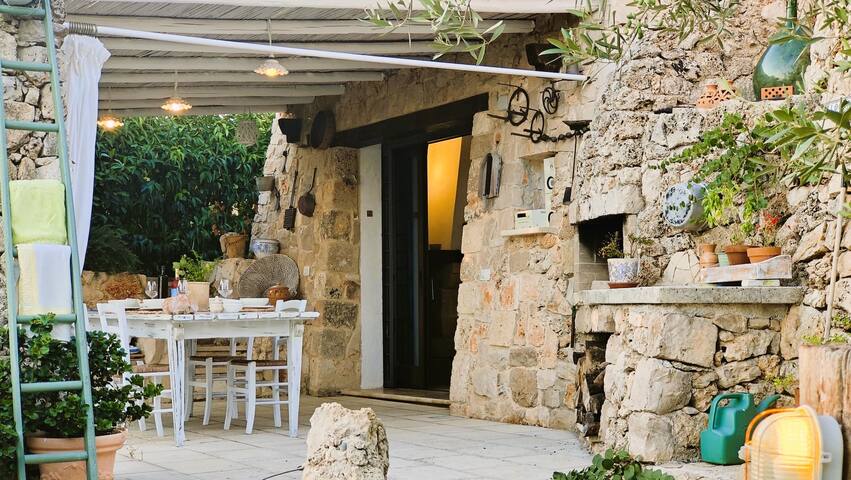 Holiday Cottage, great sea view gallery image 3