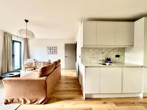 Midland Suites- Apartment 4