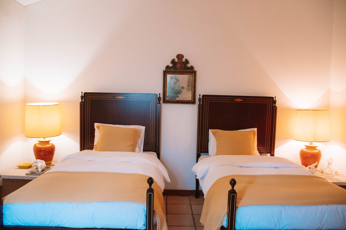 საძინებელი 1