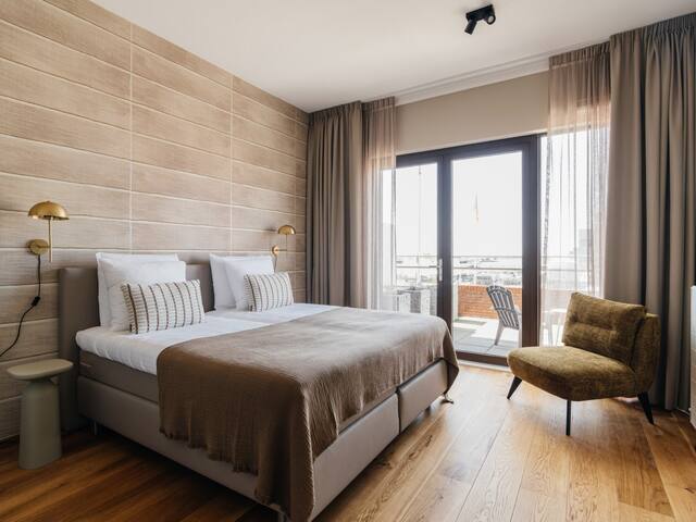 BizStay Harbour 16 gallery image 5