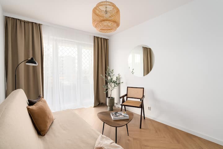 Mosiężna & Free Parking & 24 H - Wrocław