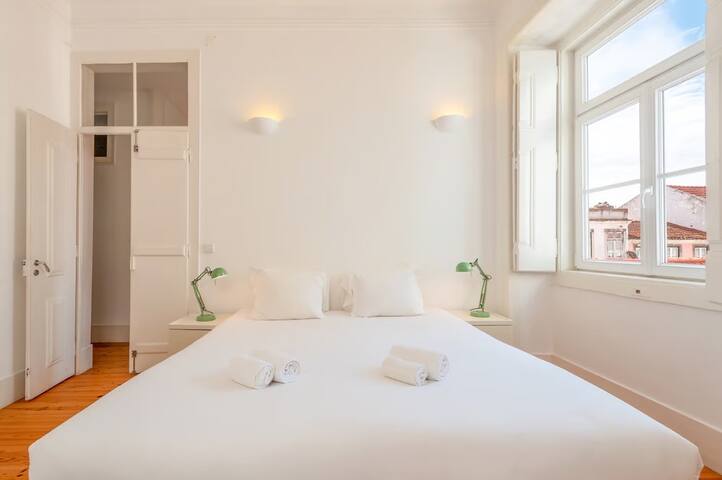 Alfama Light Space and Fado gallery image 4