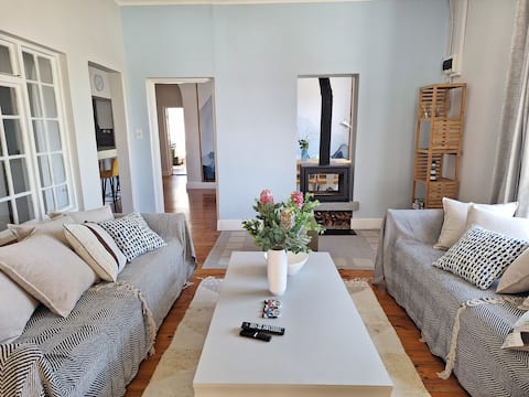 4-Bed Beach Retreat in Scenic Muizenberg