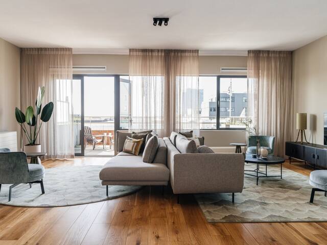 BizStay Harbour 18B gallery image 2