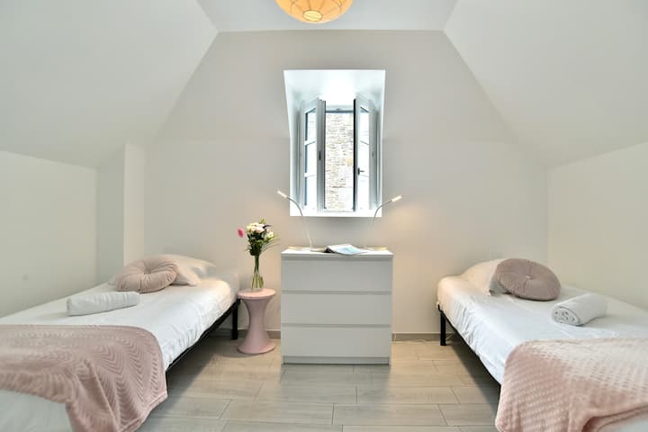 Poschodie spálne s 2 samostatnými lôžkami 90 x 190