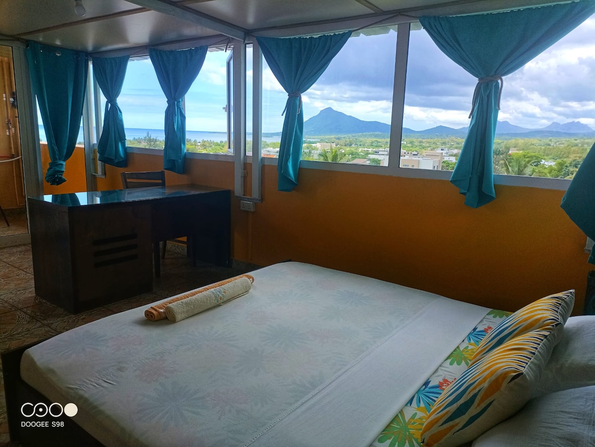 วิวจากห้องนอน 