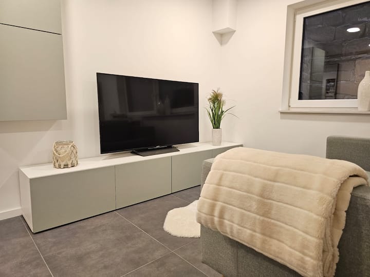 Neu 1,5 Zimmer Apartment Mit Eigenem Bad. - Leonberg