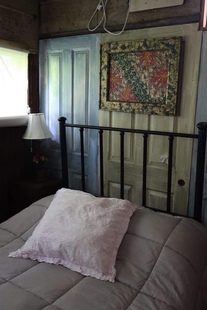 Toliko umjetnosti... ova slika je iz New Orleansa gdje neki umjetnici prave i okvire umjetnosti.