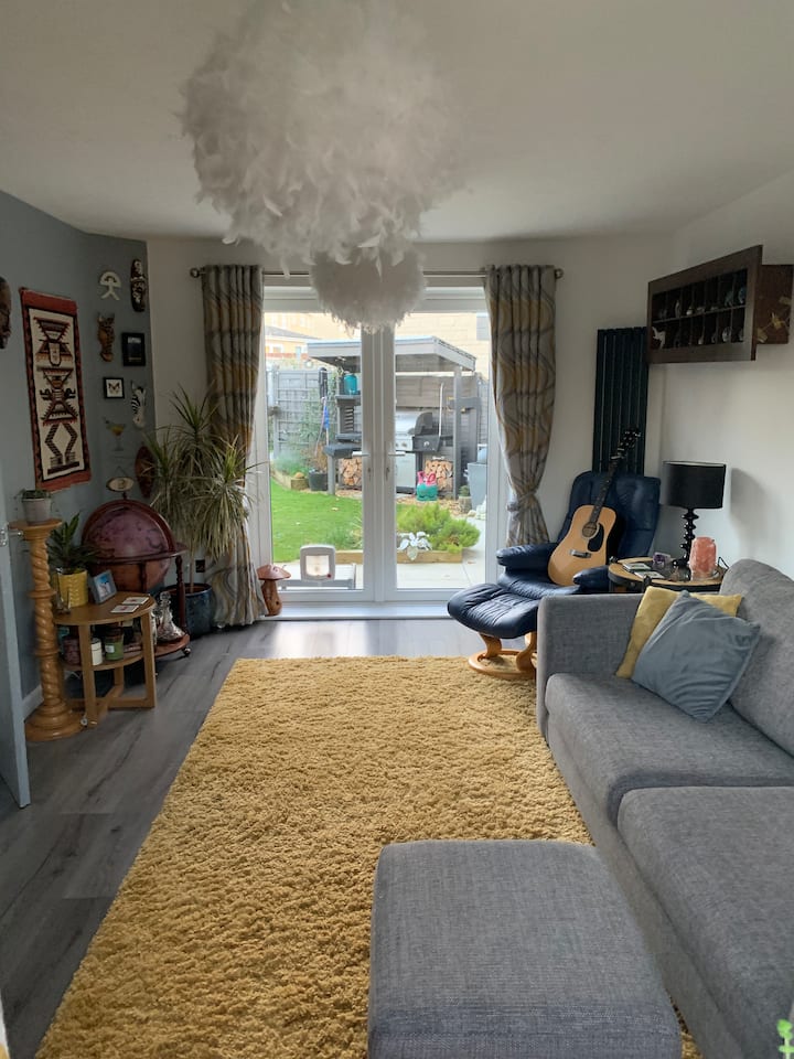 Cosy Quiet Room For Solo Travellers, Chippenham - Chippenham