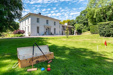 The Retreat Country House