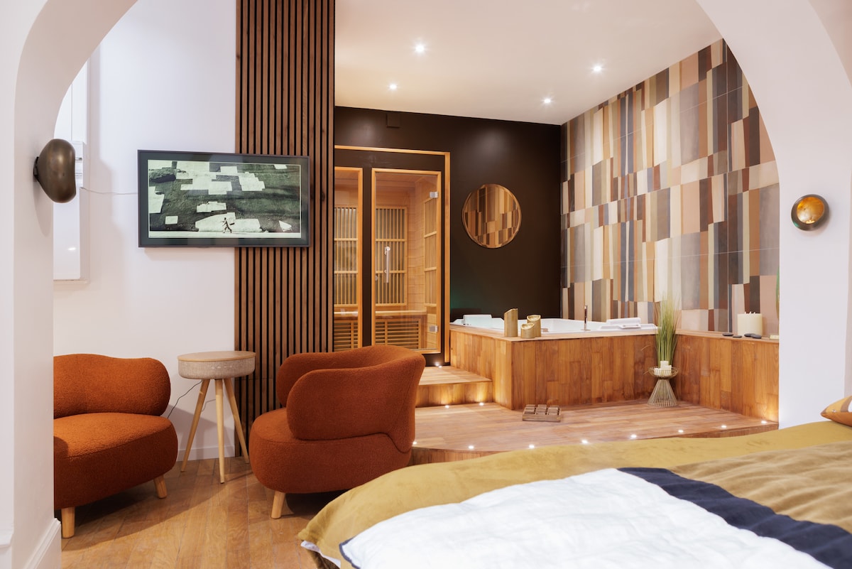 Successful Airbnb property: Suite 21: Luxury & Romance in the Heart of Bourg en Bresse in Bourg En Bresse