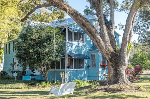 The Historic Estate at Mount Dora | Sleeps 28