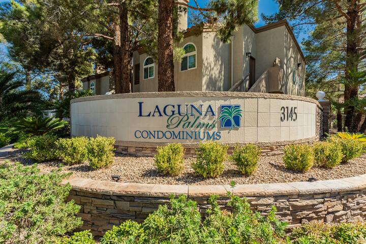 Elegant 2BR Condo – 2nd Floor | No Extra Fees gallery image 3