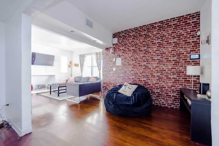 غرفة المعيشة