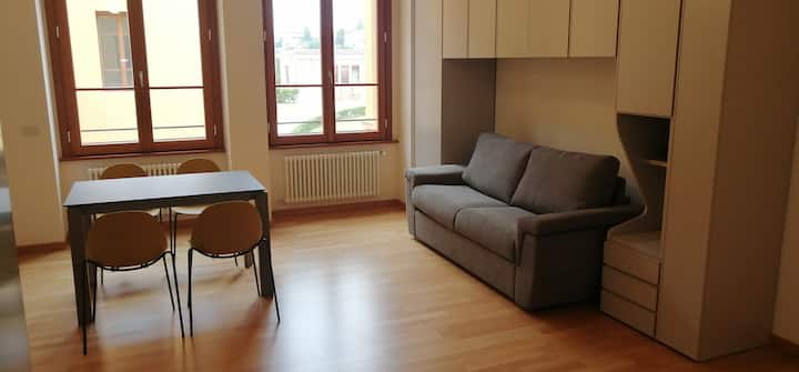 Monolocale Di Pregio, 40mq - Con Garage - Sienne