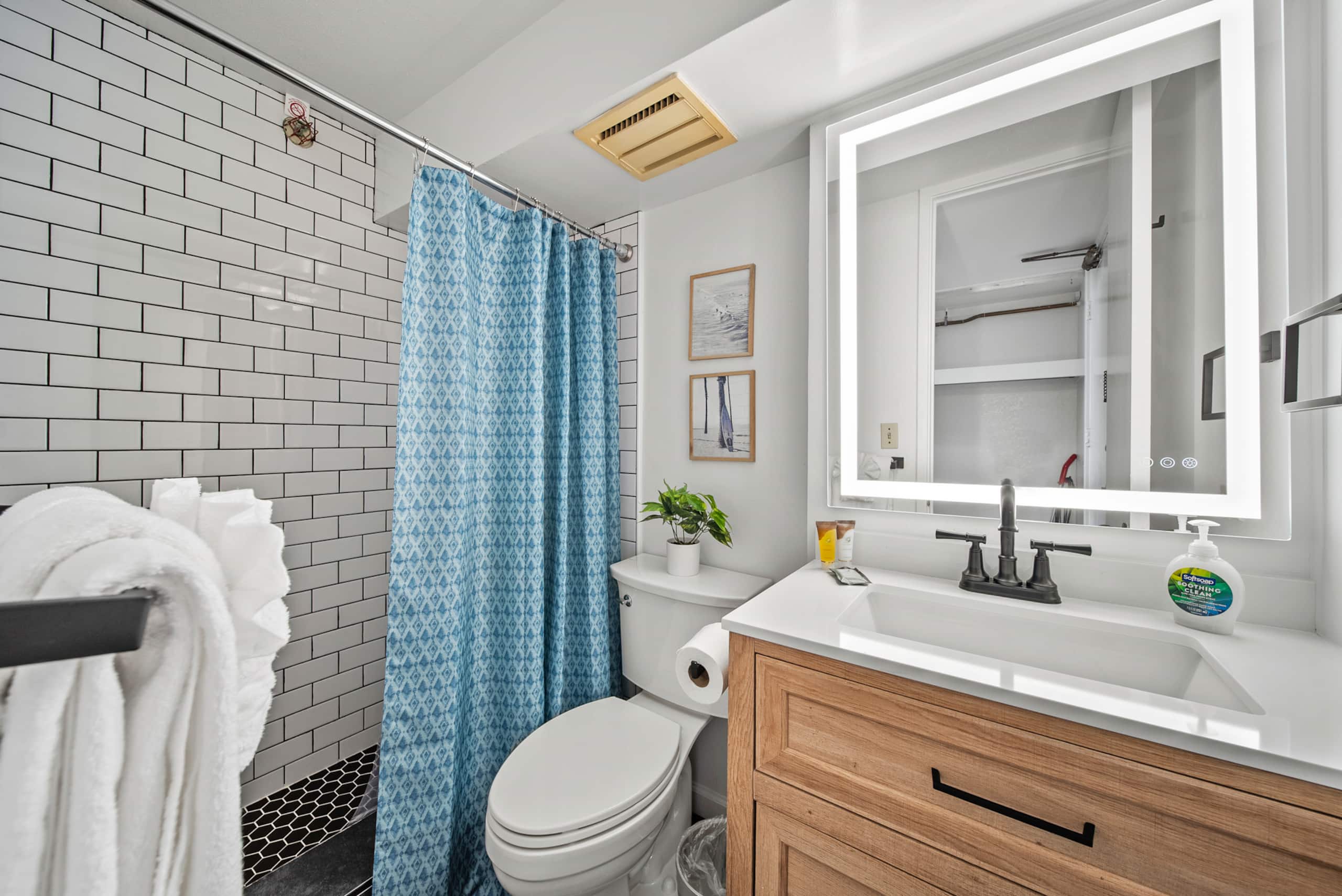 Nice Modern Studio w/nice view in Waikiki! - Image 7