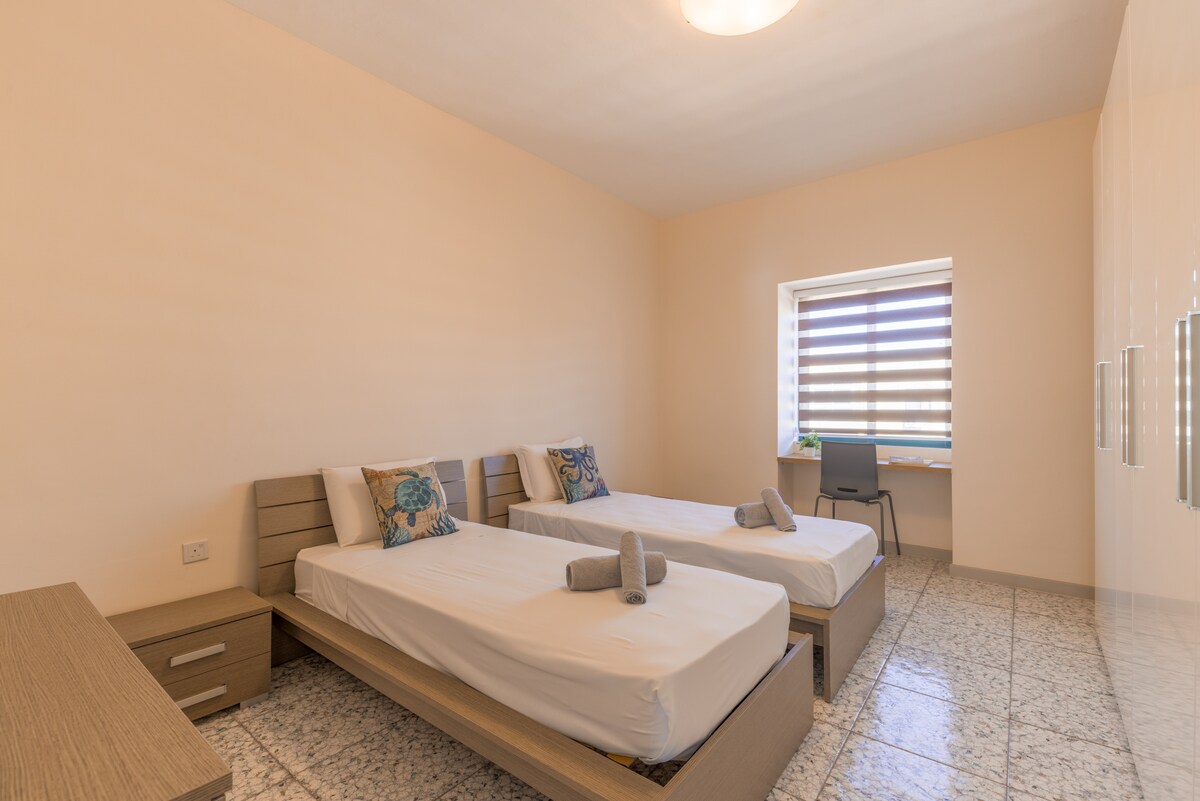 غرفة النوم 2