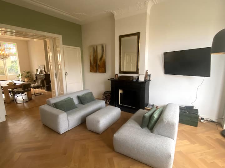 Spacious And Stylish Family Home Art Nouveau Style - Rijswijk