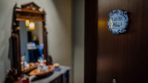 The Poet's Houses - "The Clay Lamp" B