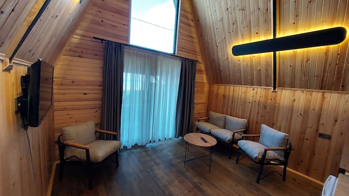 Patya Bungalow Ev , Isıtmalı Havuzlu - Altinova