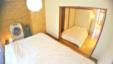 Recommended for large groups!2!Good location! Supermarket, 2 minutes walk to the convenience store! A2