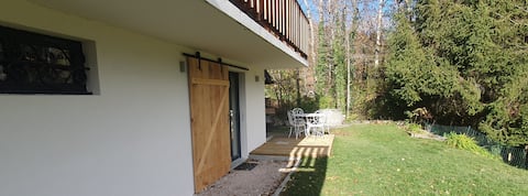 Quiet apartment with view