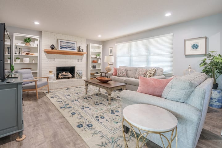 Picture of Mountain Home Home Rentals | Cabin and Home Rentals | Airbnb
