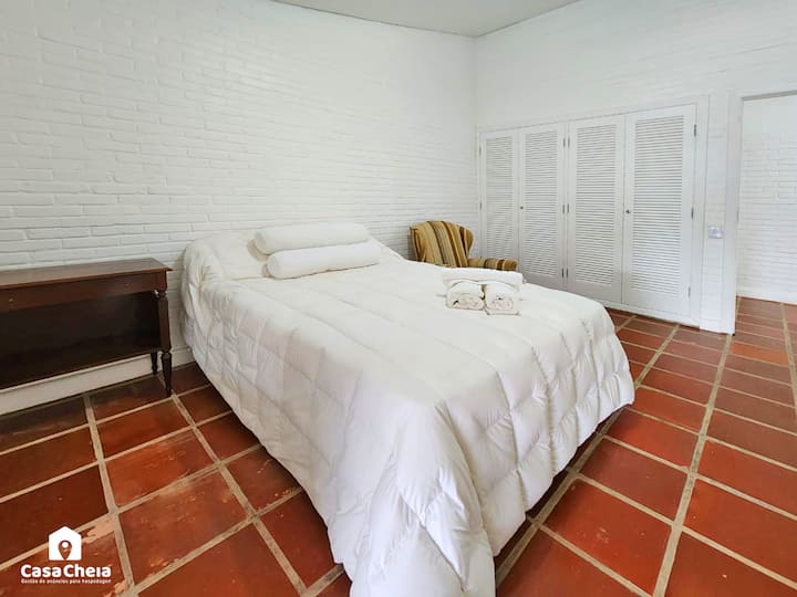 ダブルベッド1台付きのお部屋