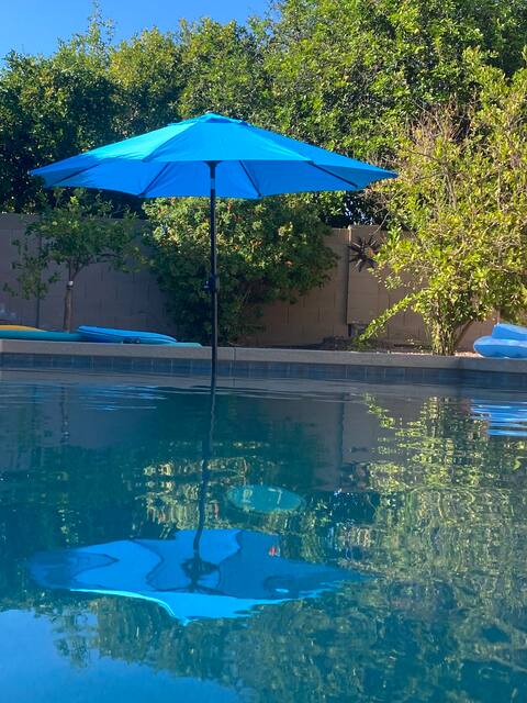 3 bedroom, private  pool, + more