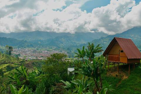 4. Garden Cabin/View/Village/Bird