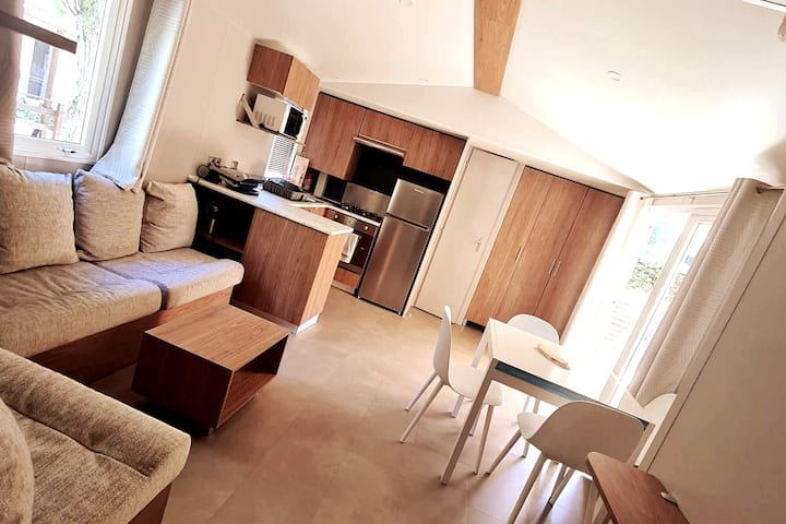 Mobil Home Neuf, 8 Personnes - Hérault