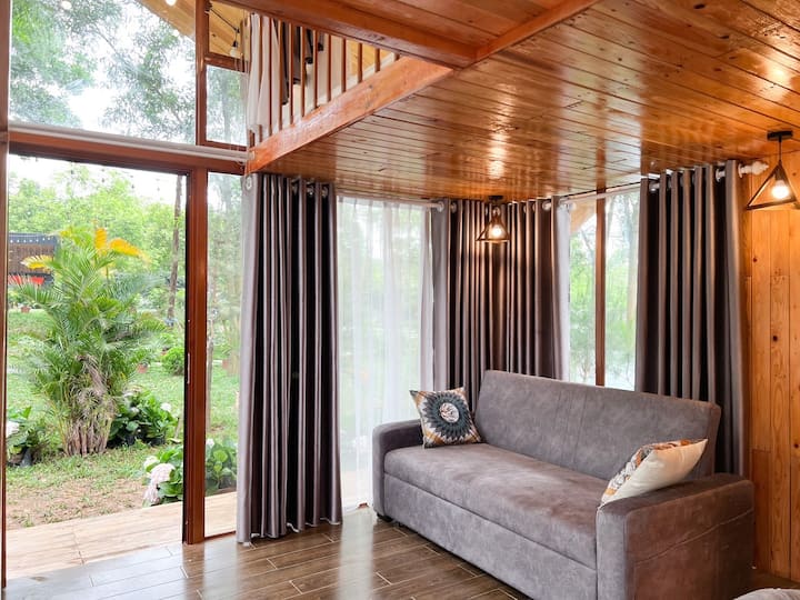 Căn Bali (Moon Villa Sóc Sơn) - Hanoi Nội Bài Airport (HAN)