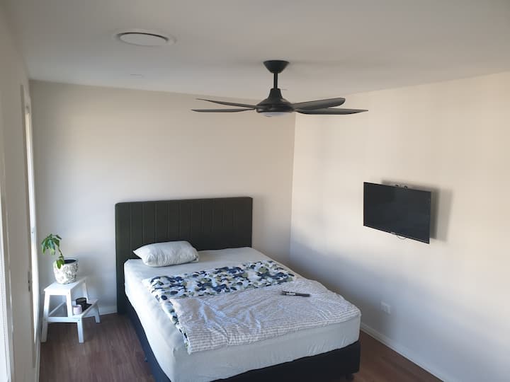 Горна гостинска соба