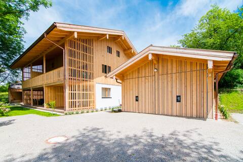 Haus Berg, Wolfsgrube