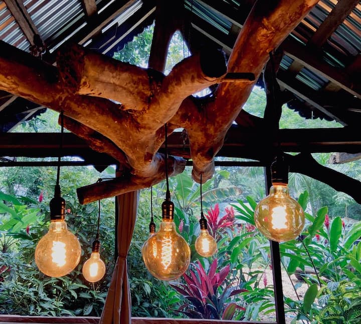 Fairytale Jungle Cottage By The Sea, Bocas - Bocas del Toro Province