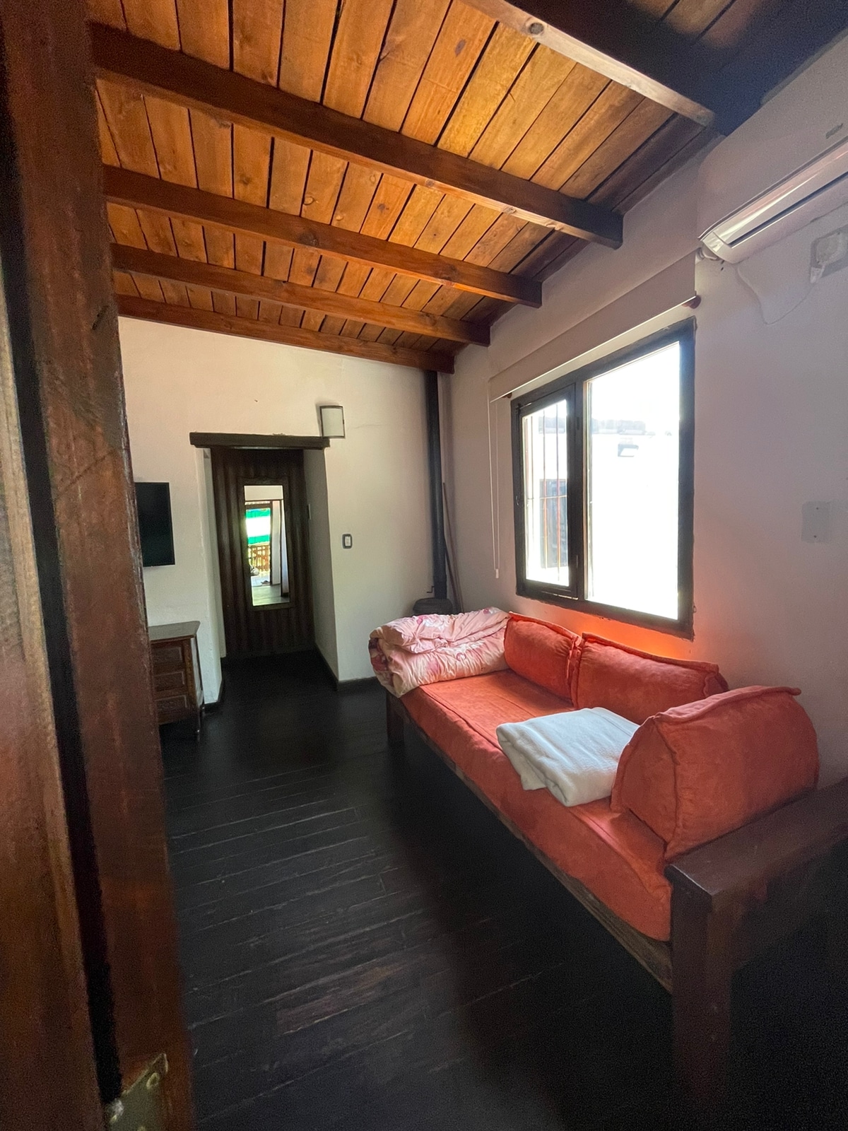 Annuncio Airbnb popolare: Cozy apartment on the 1st floor, downtown and near the sea a Partido De Villa Gesell