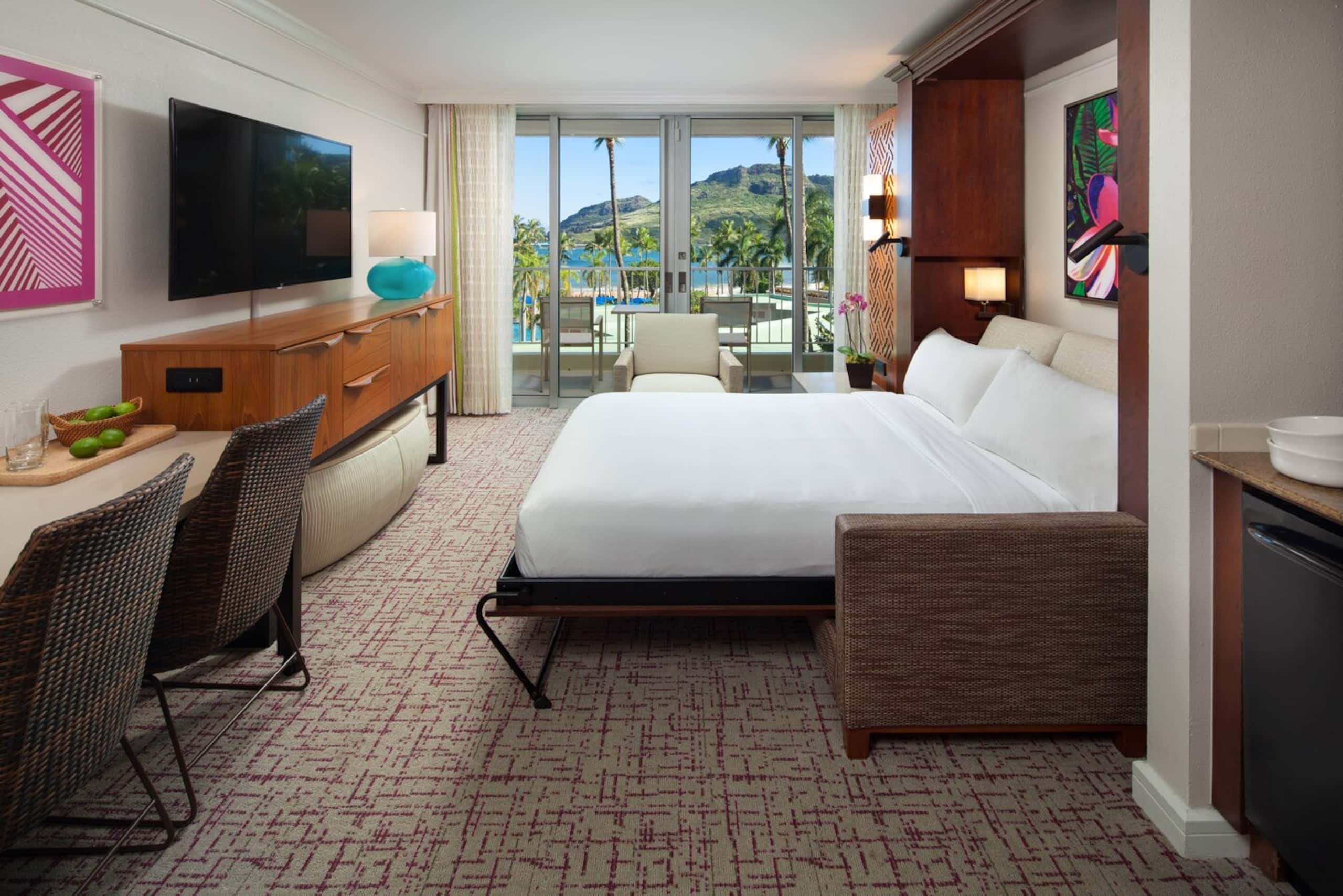 Condo in Lihue · ★4.92 · Studio · 1 bed · 1 private bath - Image 5
